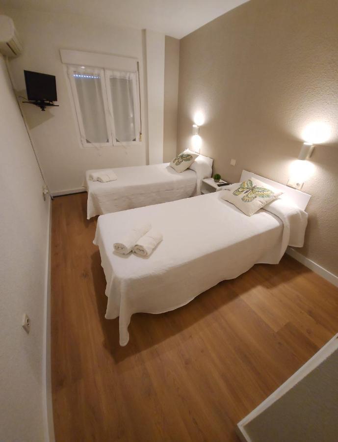 La Pueblanueva Hostal Casa Fran מראה חיצוני תמונה