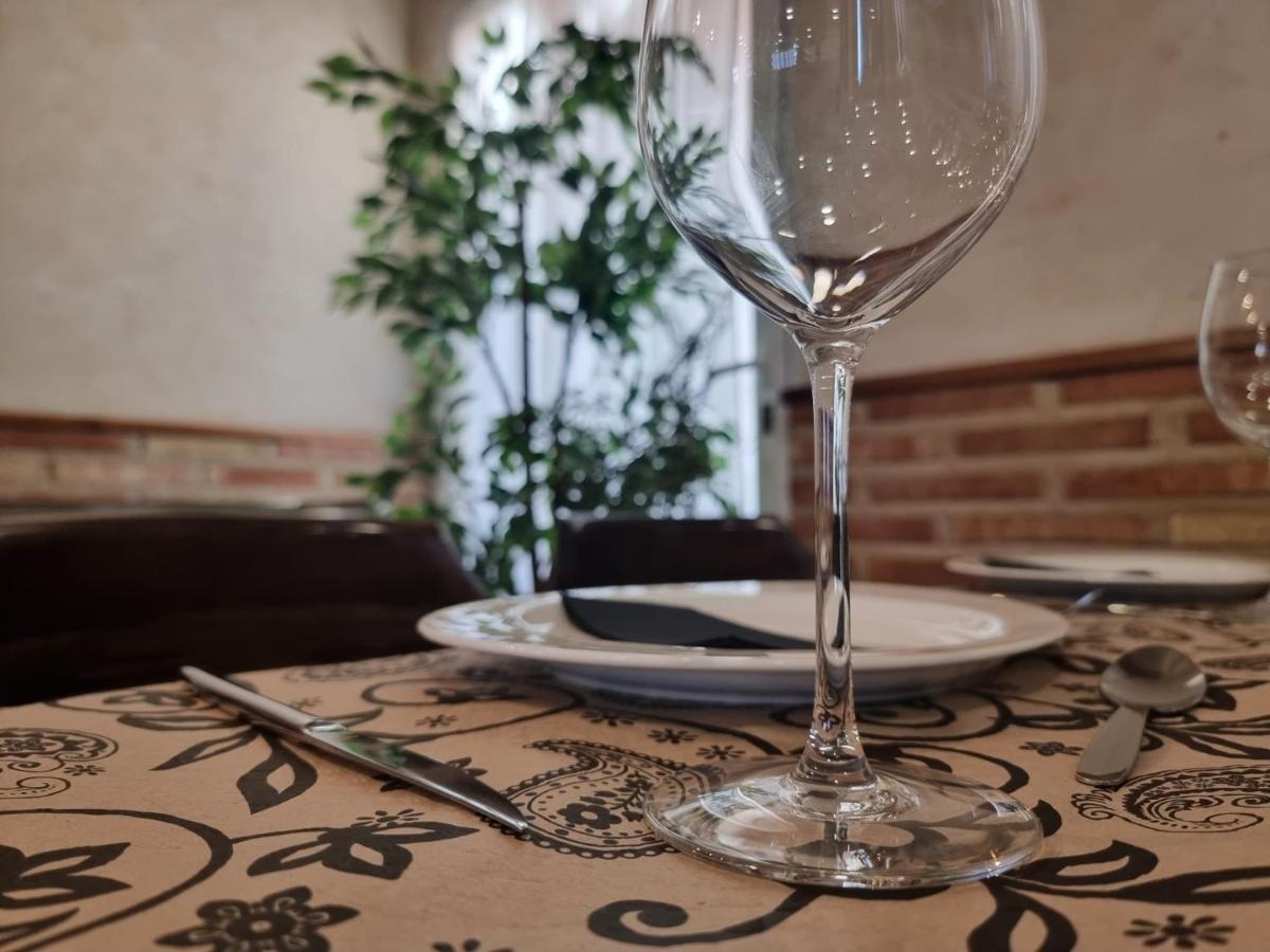 La Pueblanueva Hostal Casa Fran מראה חיצוני תמונה